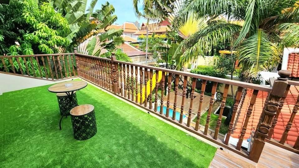 Villa Thabali Pool *
