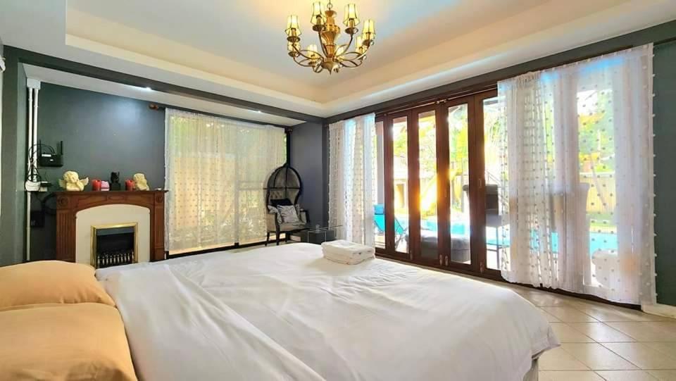 Thabali Pool Villa *